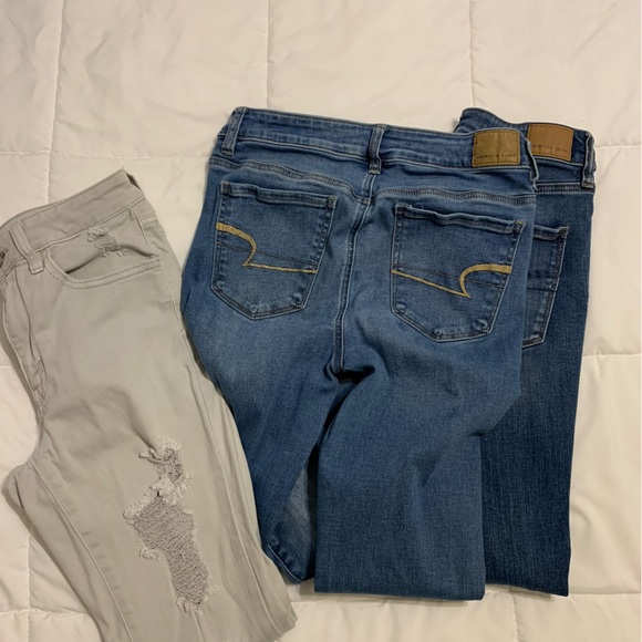 American Eagle Outfitters: skinny jeans; soft stretchy jeans, jeans with holes - Picture 4 of 8